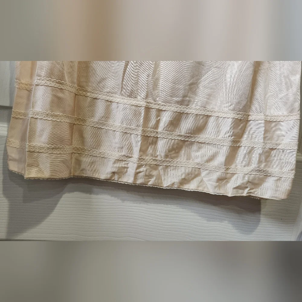 Vintage Lorraine beige slip skirt women's size Medium - Picture 4 of 6